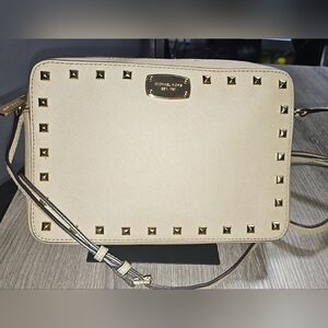Authentic Michael Kors Sandrine Stud Crossbody Purse light pink/gold